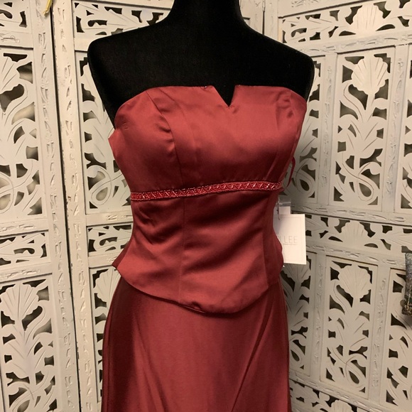 NEW! MORI LEE BURGUNDY RED TOP & SKIRT FORMAL PROM DRESS EVENING GOWN - Picture 12 of 15